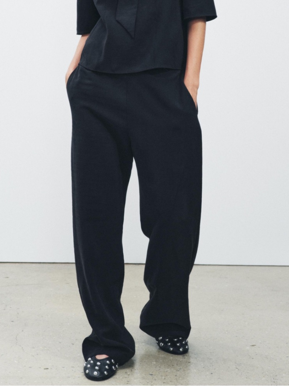 Zara Black Wide-Leg Trousers